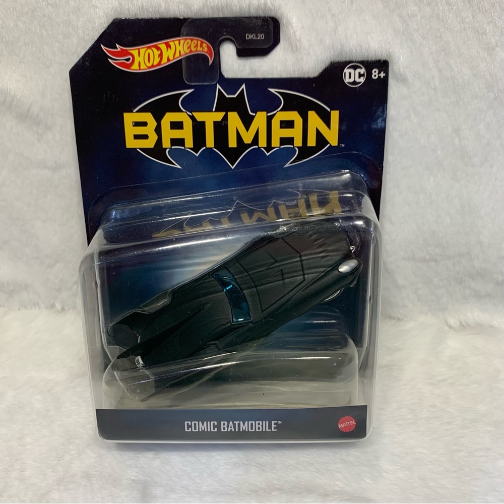 COMIC BATMOBILE - Mattel Hot Wheels 1:50 Scale NEW WAVE 3 HFD80